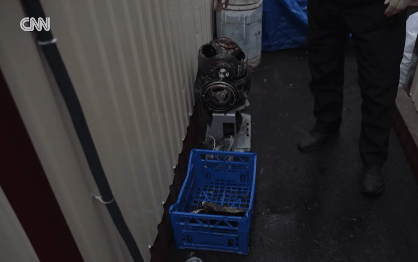 Mechanický gyroskop nalezený v troskách ruské rakety Orešnik. (Zdroj: CNN)