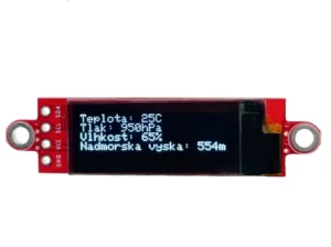 Červený elektronický modul s displejem zobrazujícím teplotu, tlak, vlhkost a nadmořskou výšku