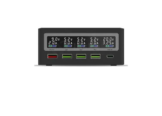 Stolní nabíječka Pine64 PinePower s displejem a pěti USB porty