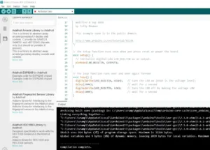 Arduino IDE 2.0 s otevřeným příkladem Blink a správcem knihoven