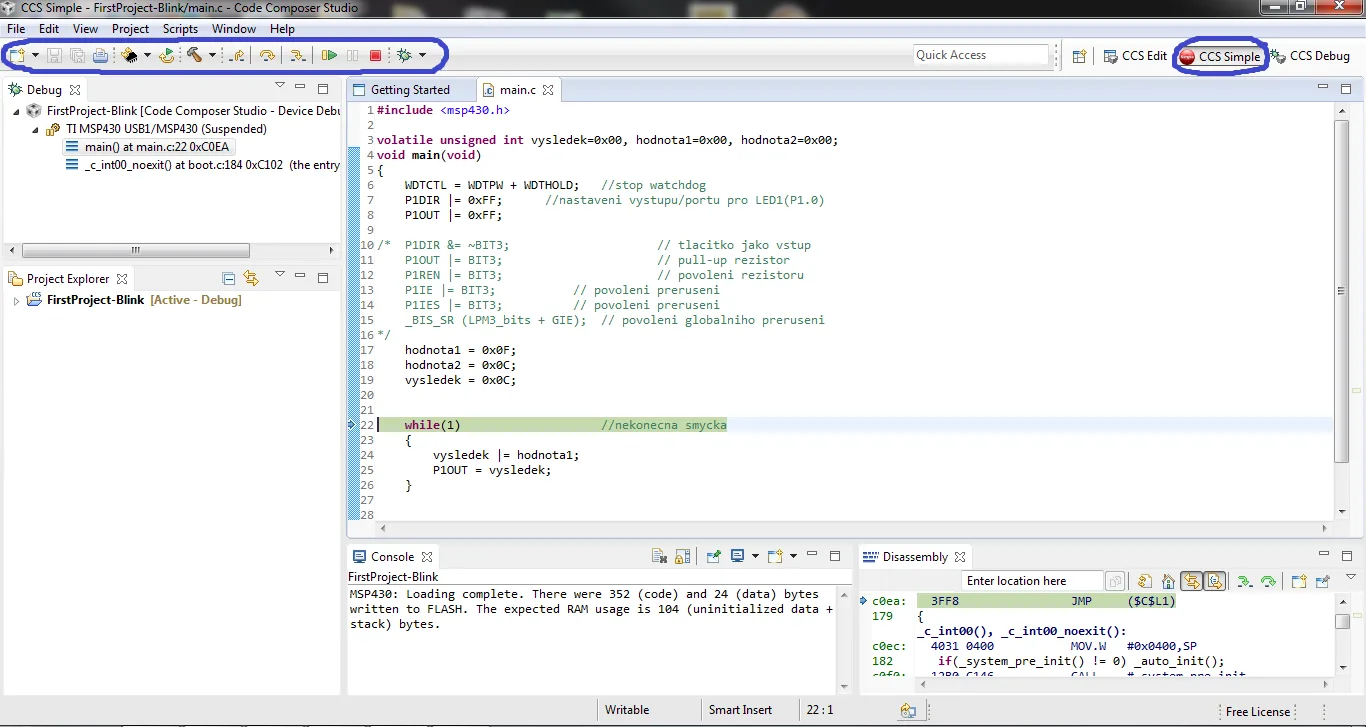 Screenshot CCSv6 v prostředí Eclipse se záložkou CCS Simple a otevřeným zdrojovým kódem