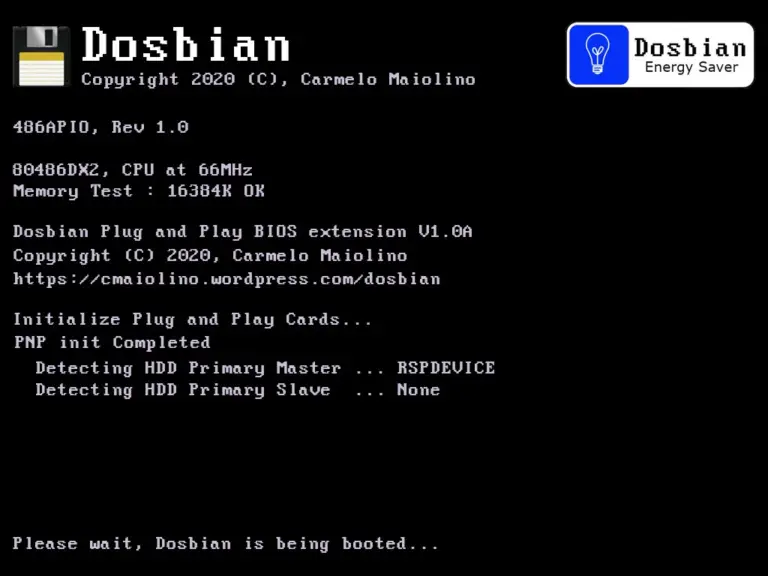 Úvodní obrazovka Dosbianu při spouštění na Raspberry Pi 4B