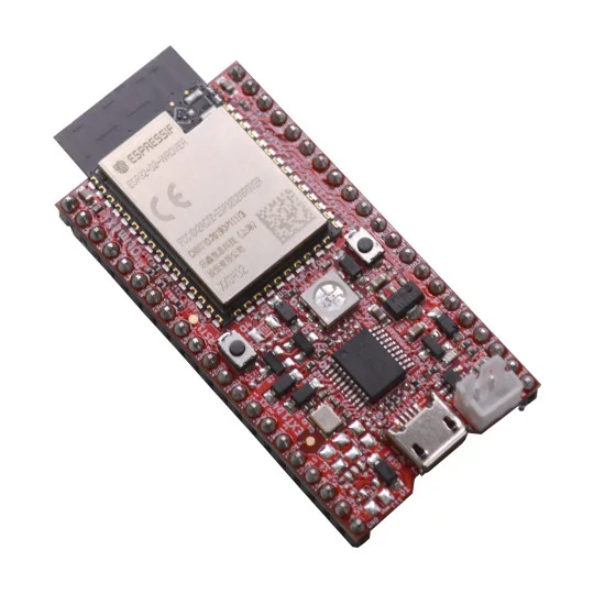 Červená vývojová deska ESP32-S2 s kovově stíněným modulem a USB-C konektorem