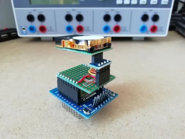 Měříme CO2 čidlem CozIR-LP a ESP32 posílá data na tmep.cz