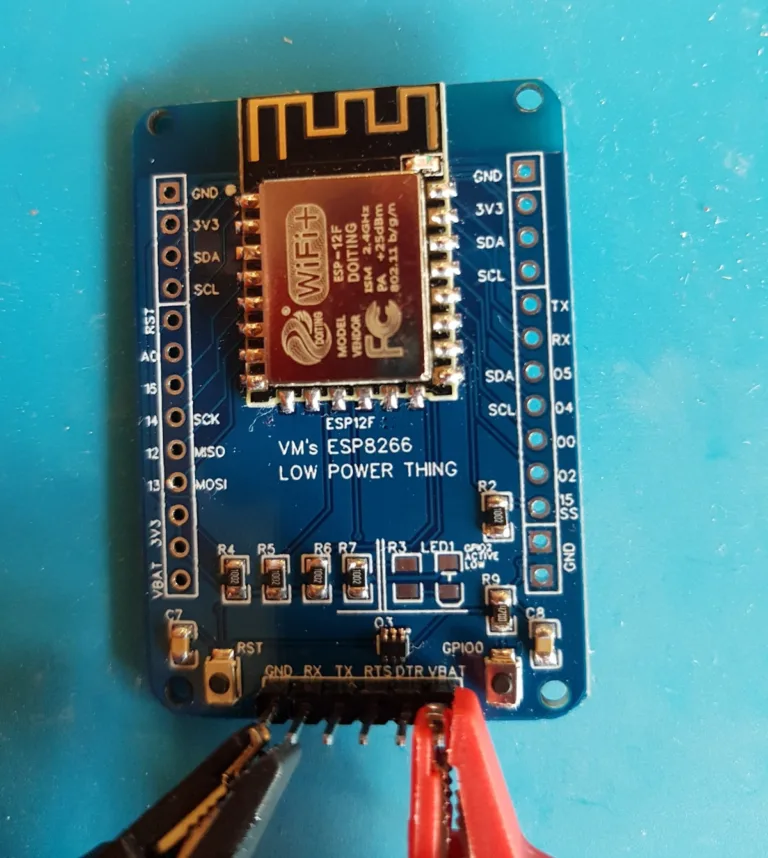 Modrá vývojová deska ESP8266 Easy board s moduly ESP-12F