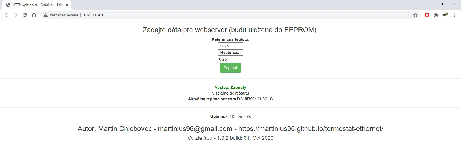 Webová stránka termostatu s formulářem pro zadání cílové teploty a hysteréze