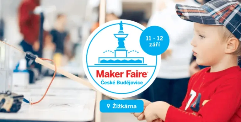 Dítě u kutilského exponátu, přes něj logo Maker Faire České Budějovice a datum konání