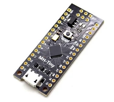 Vývojová deska MH-Tiny s mikrokontrolérem ATtiny88 a konektorem USB