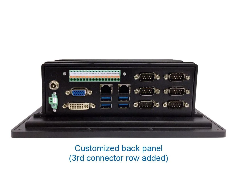 Zadní panel panelového PC LexSystem s přidanou třetí řadou konektorů