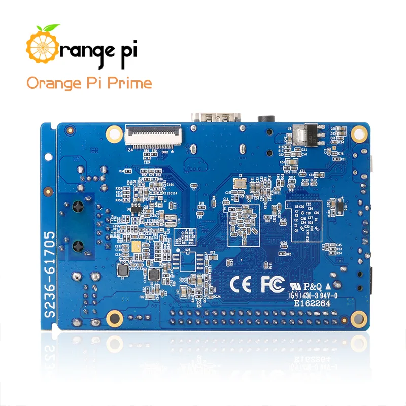 Modrá deska Orange Pi Prime zobrazená ze spodní strany