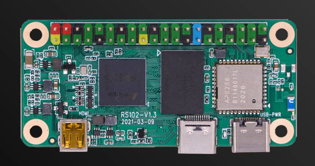 Pohled na desku Radxa Zero RS102-V1.3 s konektory a čipy