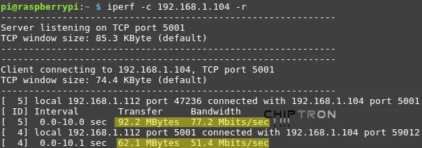 Terminál Raspberry Pi zobrazuje výsledky měření rychlosti Wi-Fi pomocí iperf