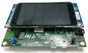 Vývojová deska STM32F7-Discovery s velkým dotykovým LCD displejem