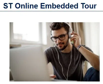 Náhled webu ST Online Embedded Tour s mužem poslouchajícím sluchátka