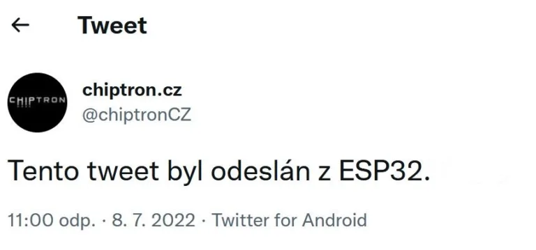Tweet účtu chiptron.cz oznamující odeslání zprávy z ESP32