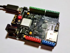 Vývojová deska WiDo s Wi-Fi modulem, USB konektorem a barevnými svorkami