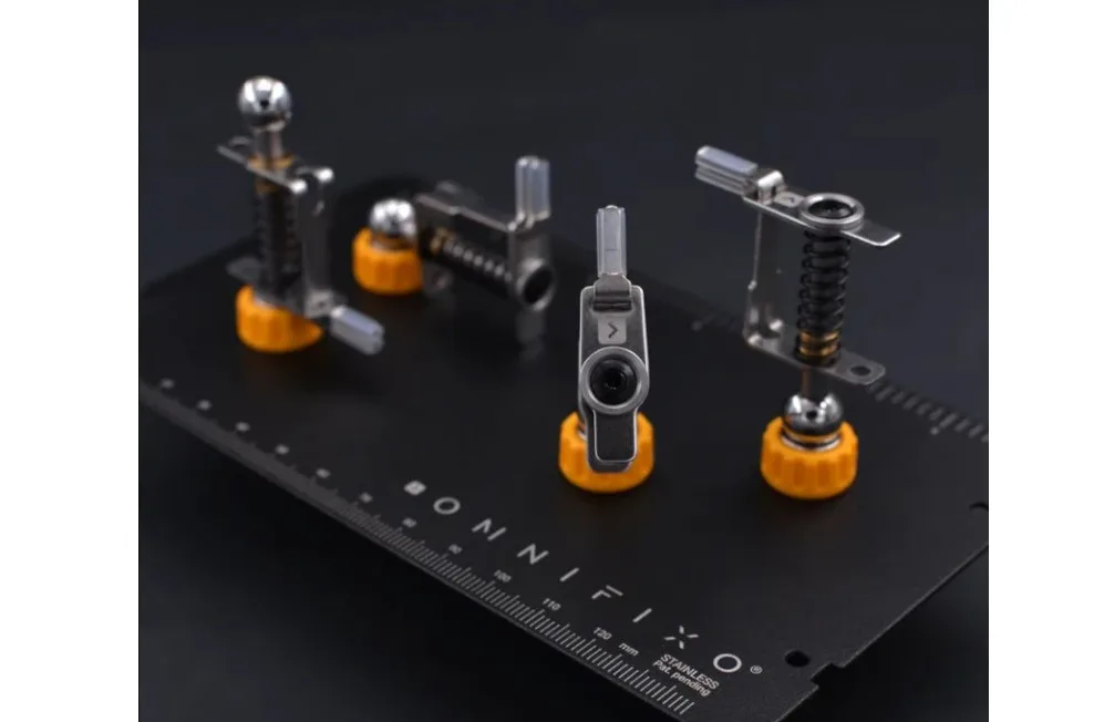 Třetí ruka Omnifixo