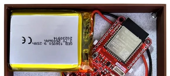 Řídící deska ePaper displeje a bateri