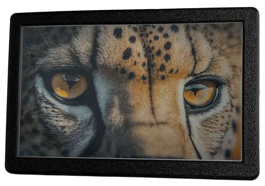 Čtyřbarevný ePaper s uhlopříčkou 7.5"