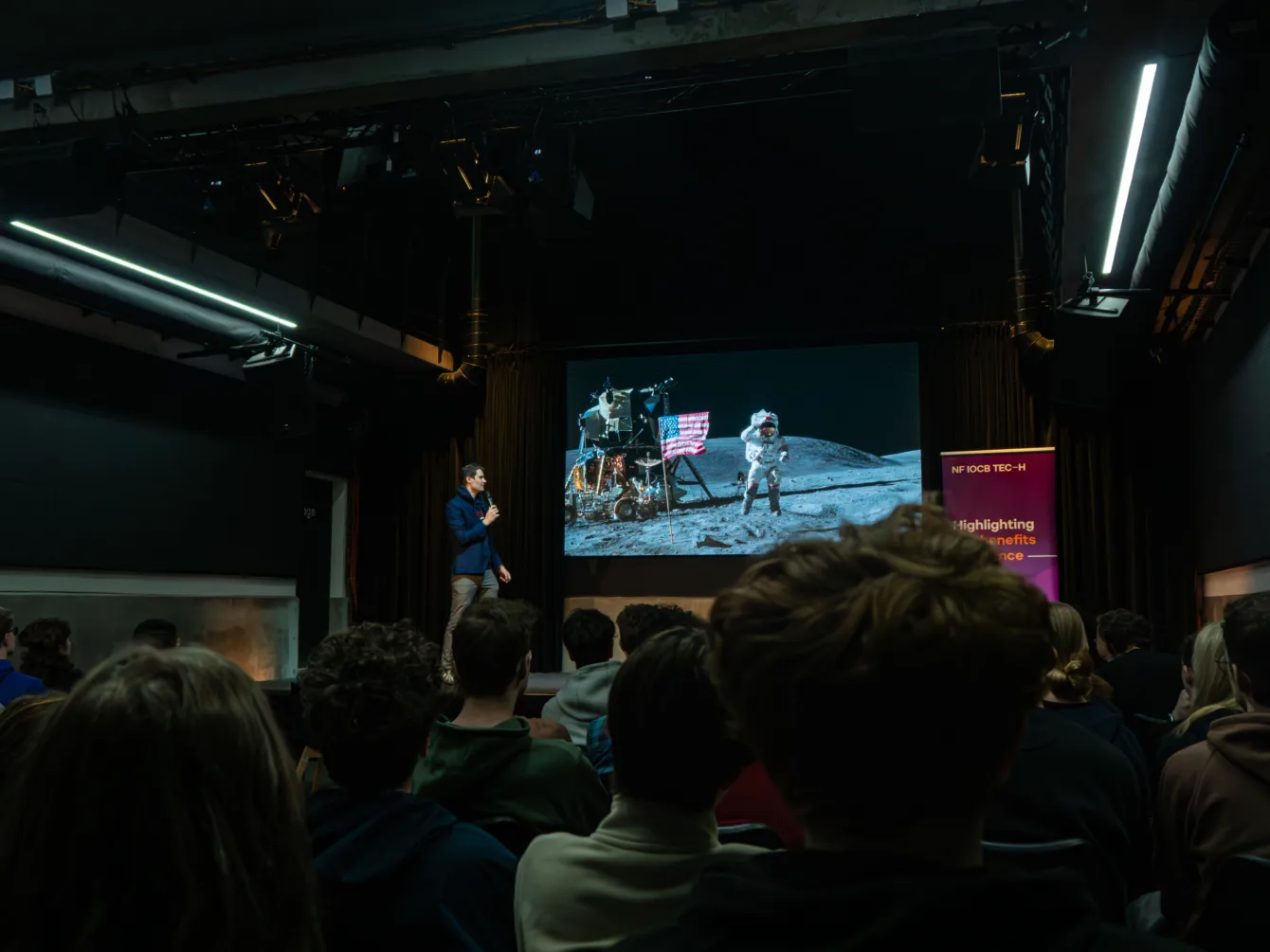 Studentský HW Hackathon 2026: studenti za 24 hodin navrhli exoskelet, lokalizaci astronautů i vesmírného mazlíčka