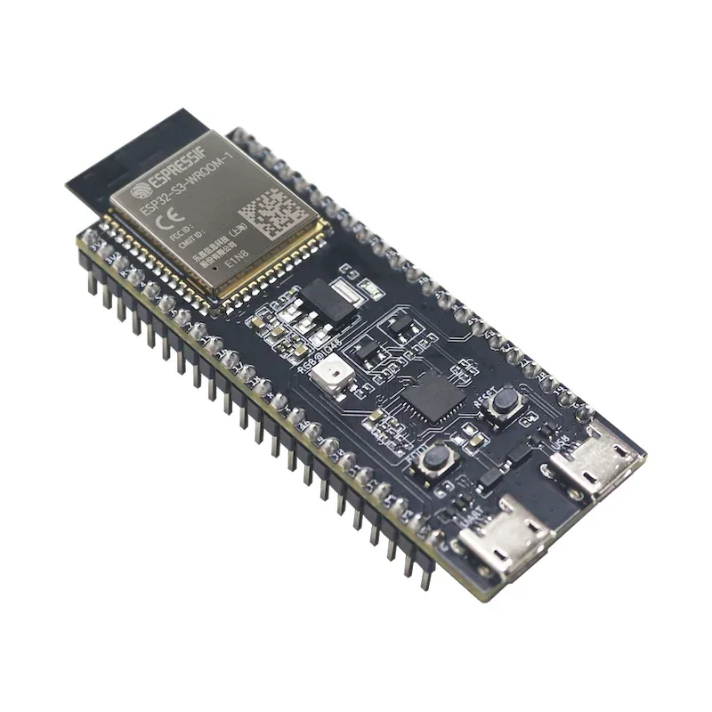 ESP32-S3 dev kit od Espressif. ESP32 Bus Pirate však podporuje mnohem více hardwaru